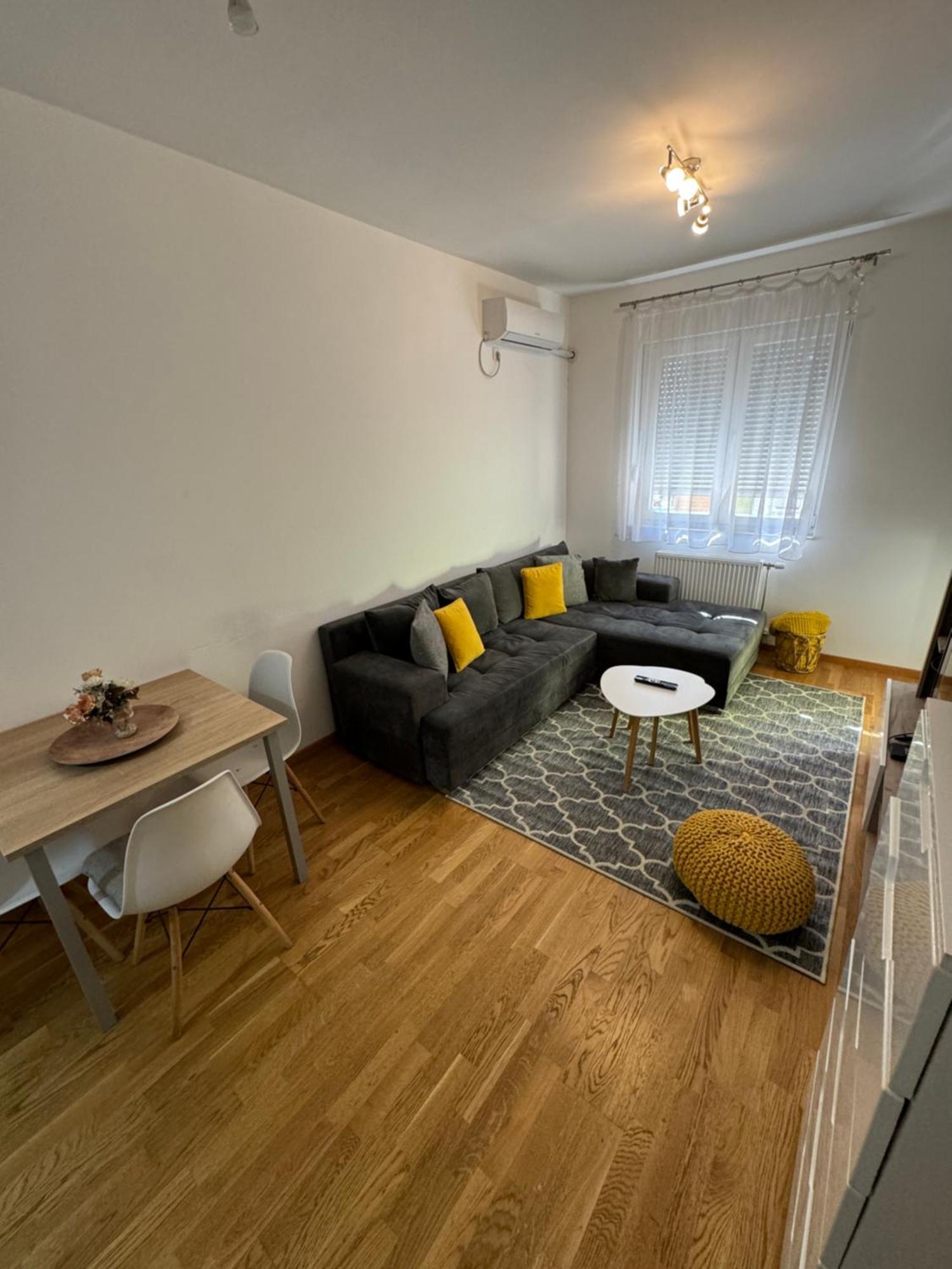 Novi Sad Apartman 아파트 외부 사진